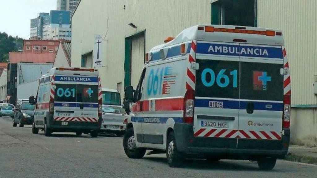 Imagen de archivo de unas ambulancias