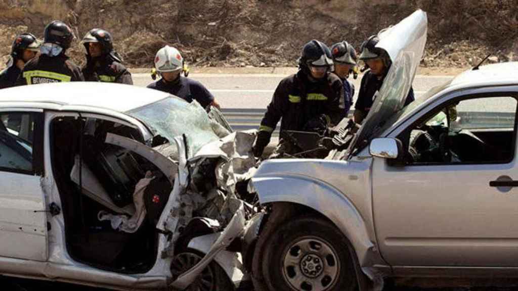 Foto de archivo de un accidente frontal / EFE