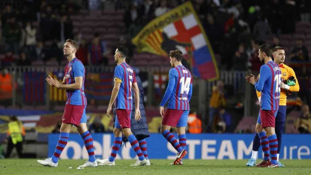 Los jugadores del Barça, cabizbajos tras perder ante el Rayo / EFE