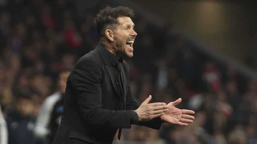 Diego Pablo Simeone, durante el partido del Atlético contra el Getafe / EFE