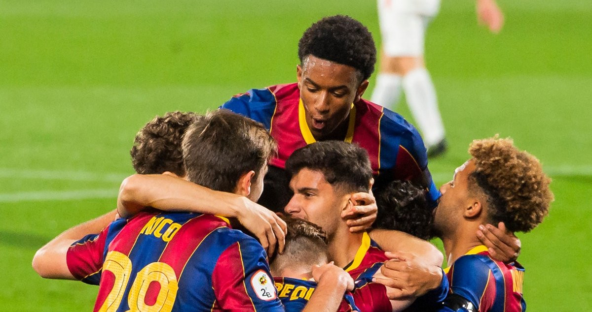 Celebración de gol en el Barça B / FCB