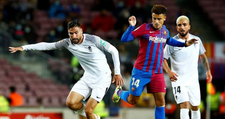 Coutinho en el partido contra el Granada / EFE