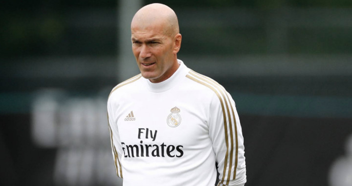 Una foto de Zinedine Zidane durante un entrenamiento del Real Madrid / RM