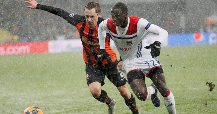 Ferland Mendy en un partido con el Olympique de Lyon / EFE