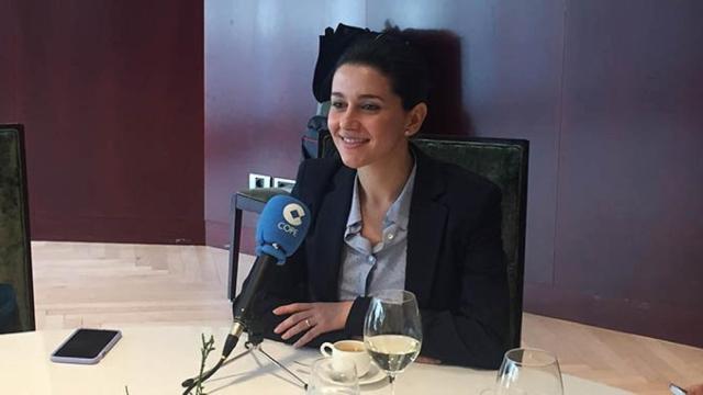 La presidenta del grupo parlamentario de Ciudadanos en Cataluña, Inés Arrimadas, durante una entrevista en la emisora COPE / CG