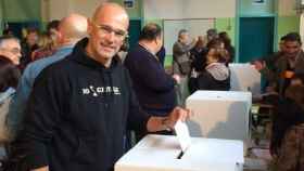 Raül Romeva, votando en la consulta independentista del 9N