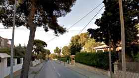 Imagen de archivo de la avenida Bellamar de Castelldefels, una zona de urbanizaciones en la que ha tenido lugar el accidente mortal de quad / CG