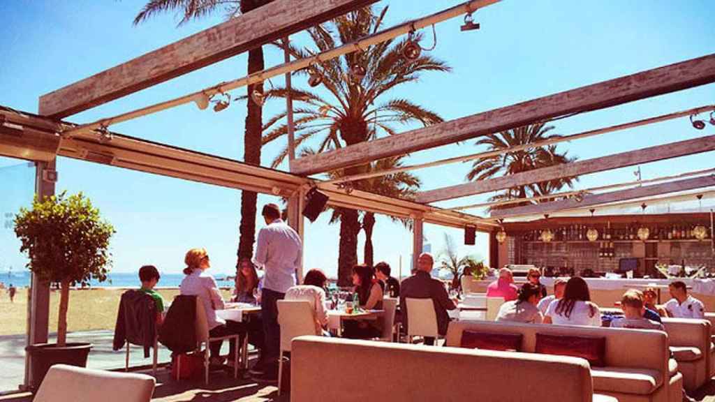 Imagen de la terraza de Opium Barcelona, que Ada Colau prometió cerrar el 21 de junio / CG