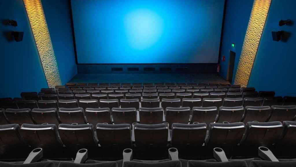 Imagen de una sala de cine vacía / PIXABAY
