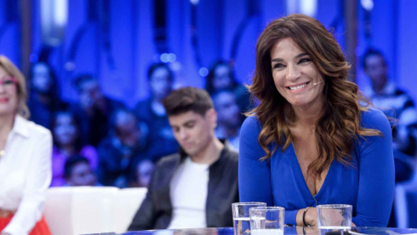 A Raquel Bollo le da un ataque de locura en el plató de 'Sálvame' / MEDIASET