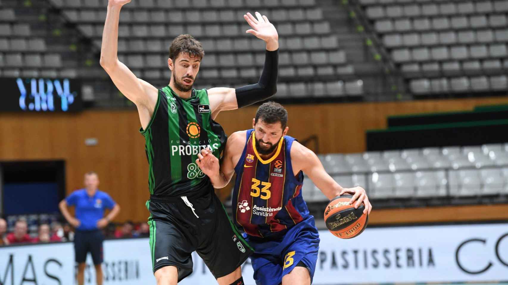 Tomic y Mirotic en el amistoso del Barça-Penya / REDES