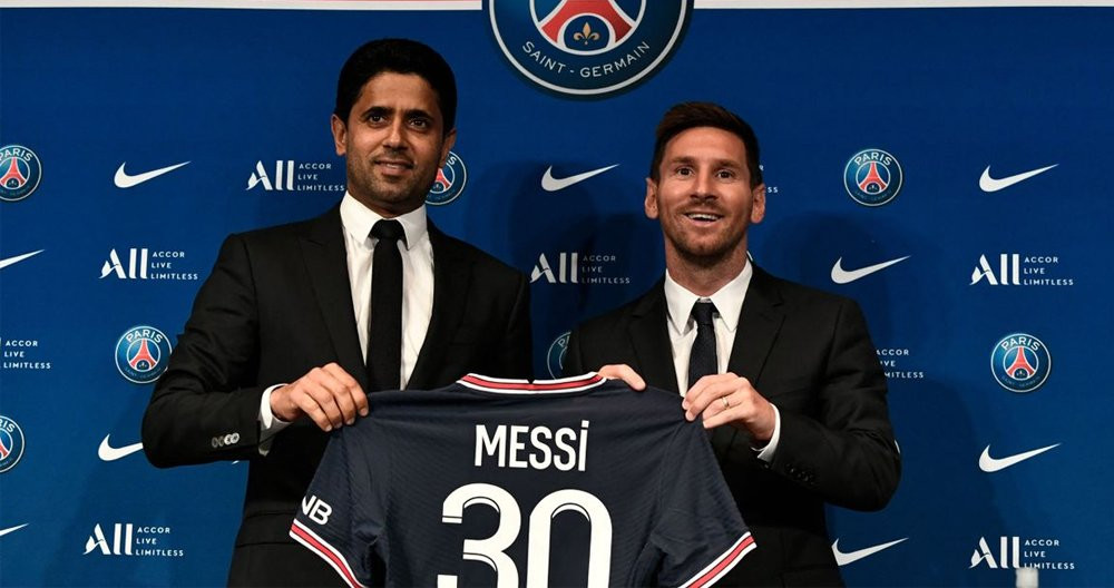 Al-Khelaifi y Messi, en la presentación del argentino con PSG / EFE