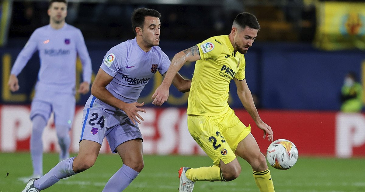 Éric García sufrió demasiado en el partido contra el Villarreal / EFE