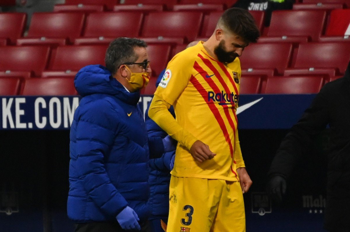 Gerard Piqué en el partido ante el Atlético de Madrid / EFE