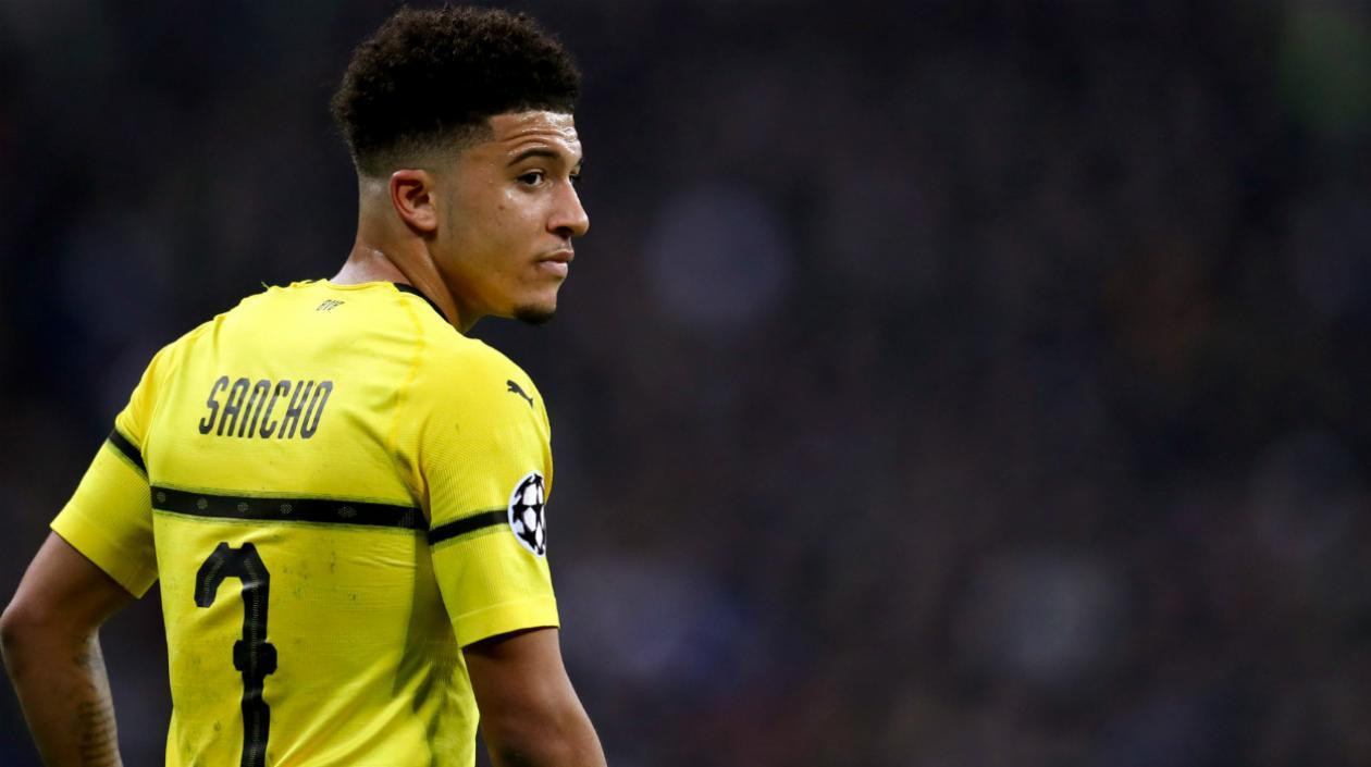 Jadon Sancho jugando un partido con el Borussia Dortmund / EFE