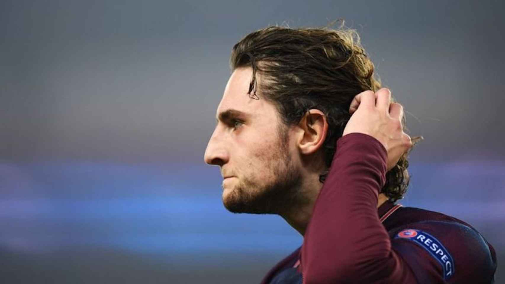 Una foto de Adrien Rabiot durante un partido del PSG / TWITTER