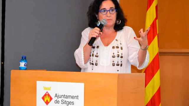 Aurora Carbonell, alcaldesa de Sitges, en un acto municipal el pasado mandato / CG