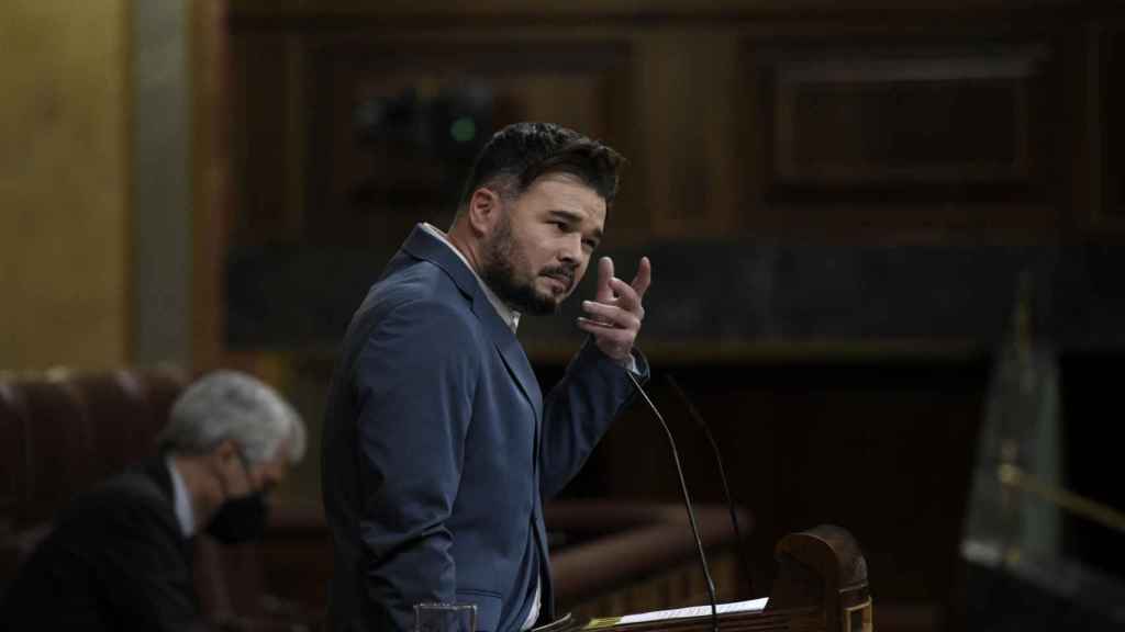 El portavoz del grupo parlamentario de ERC, Gabriel Rufián, en una sesión plenaria en el Congreso / EUROPA PRESS