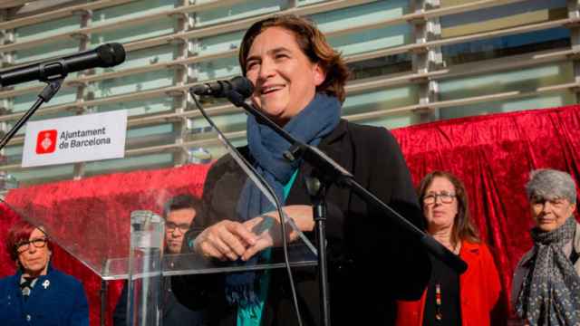 Ada Colau, alcaldesa de Barcelona, en una comparecencia pública anterior / EP