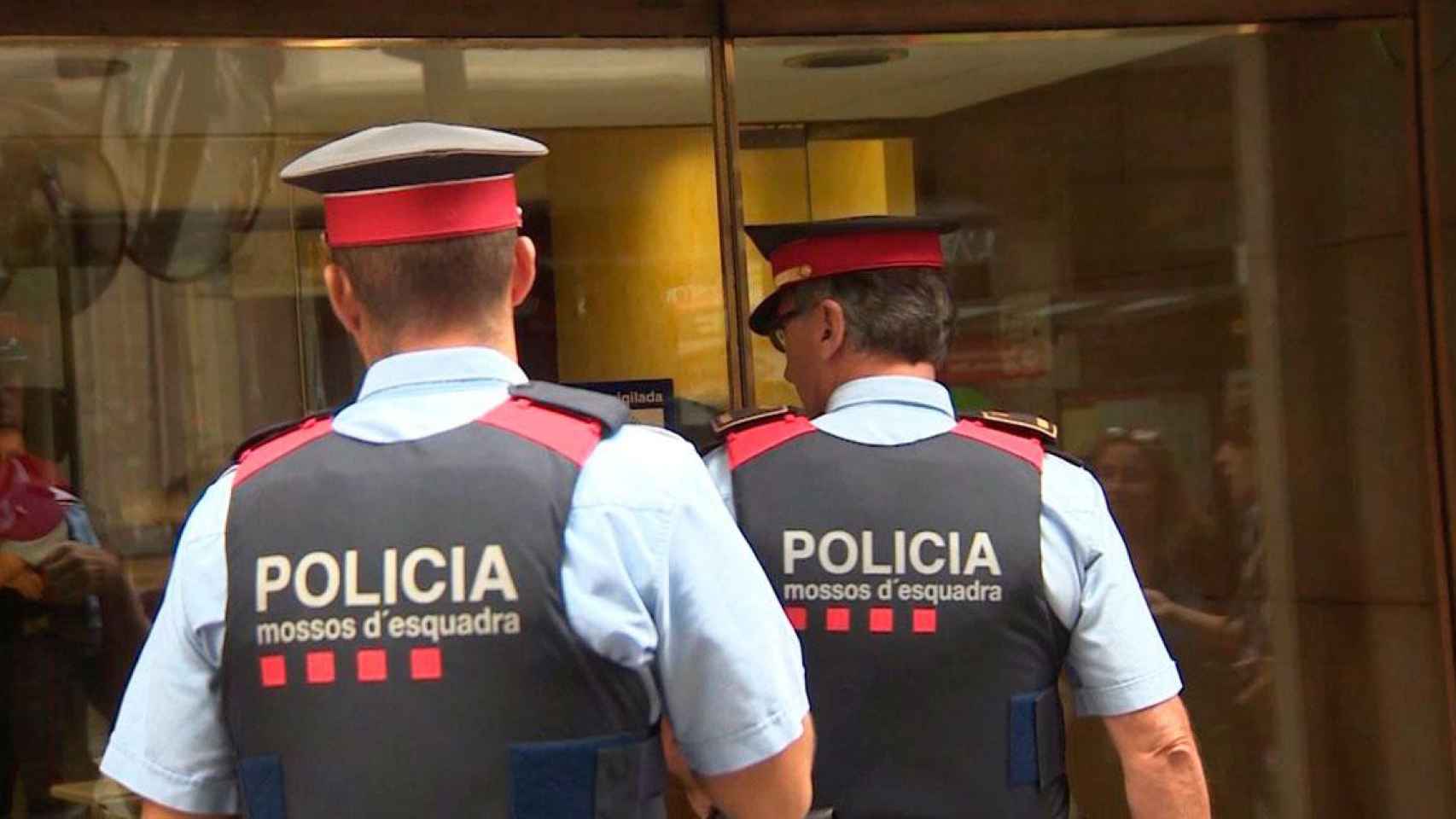 El acusado podría enfrentarse a dos años de cárcel por presuntamente abusar de una mossa d'Esquadra / EP