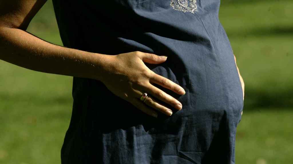 Imagen de archivo de una mujer embarazada, una de las más perjudicadas por la mala praxis del / EP