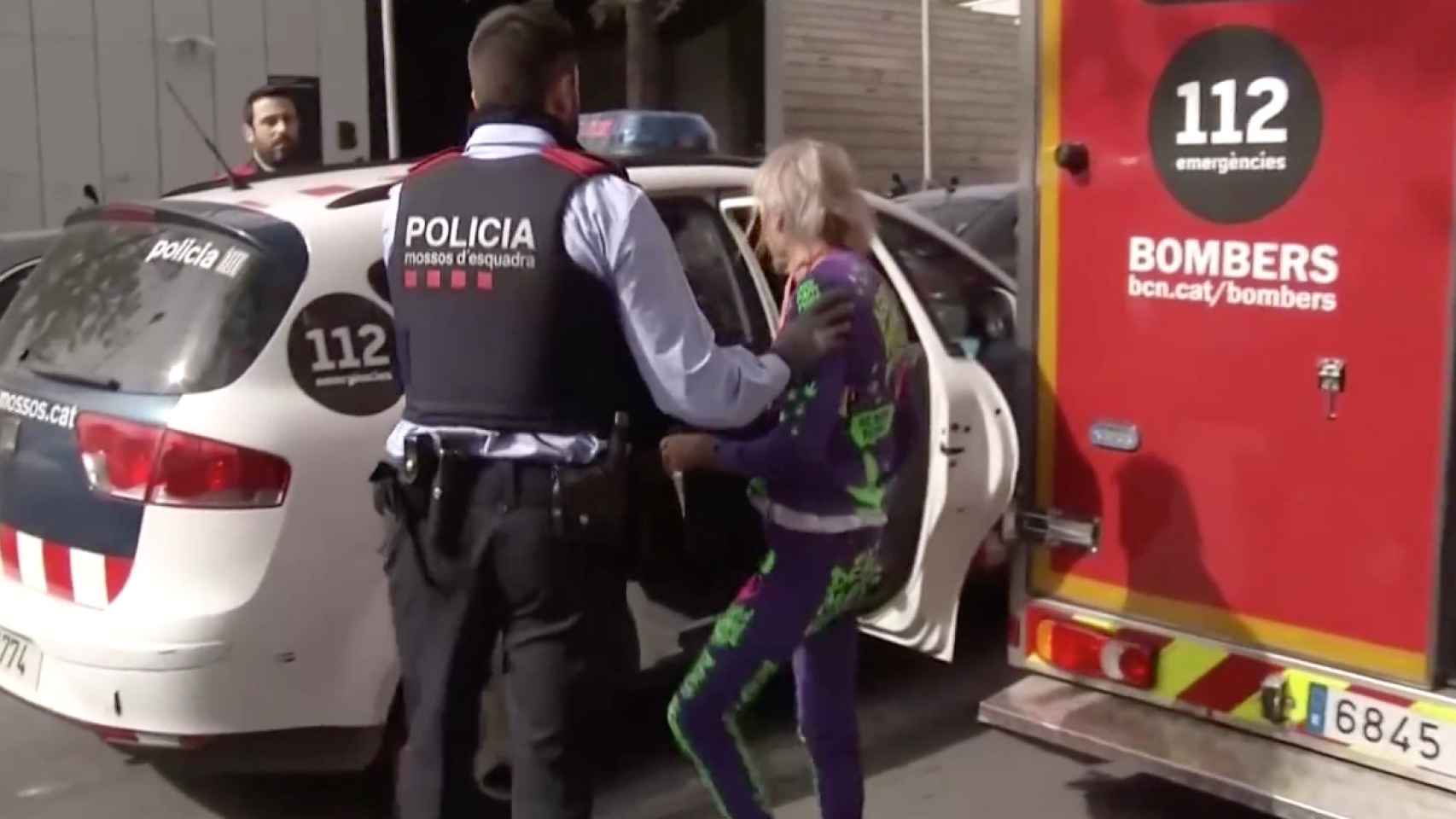 Los Mossos d'Esquadra detienen a Alain Robert, el 'Spiderman francés' / CG