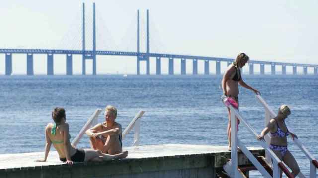 Un grupo de mujeres suecas bañándose en el municipio de Malmö, en Suecia