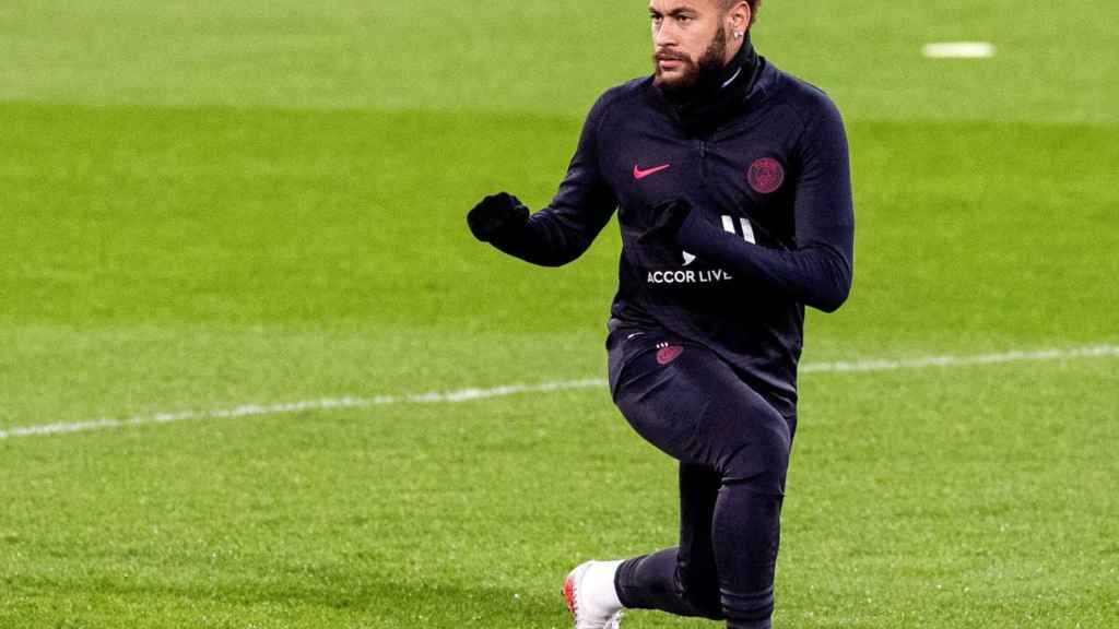 Neymar en un entrenamiento con el PSG | EFE