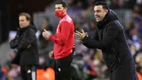 Xavi Hernández, durante el partido contra Osasuna en el Camp Nou / EFE