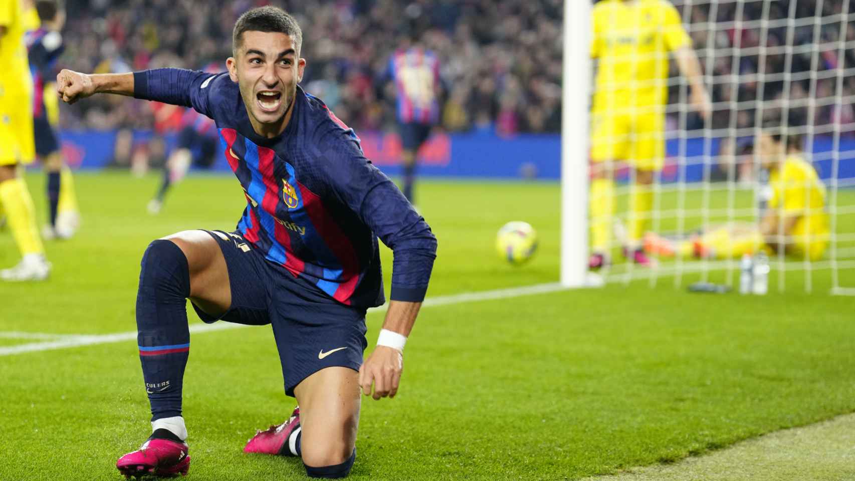 Ferran Torres, celebrando la jugada del primer gol del Barça ante el Cádiz / EFE