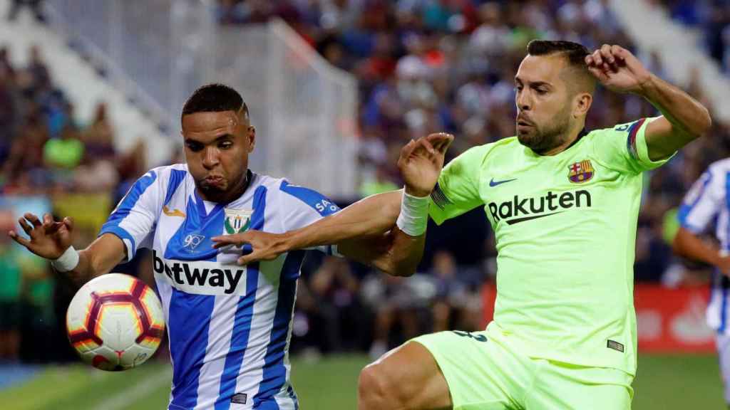 Una foto de Jordi Alba durante el Barça - Leganés / EFE