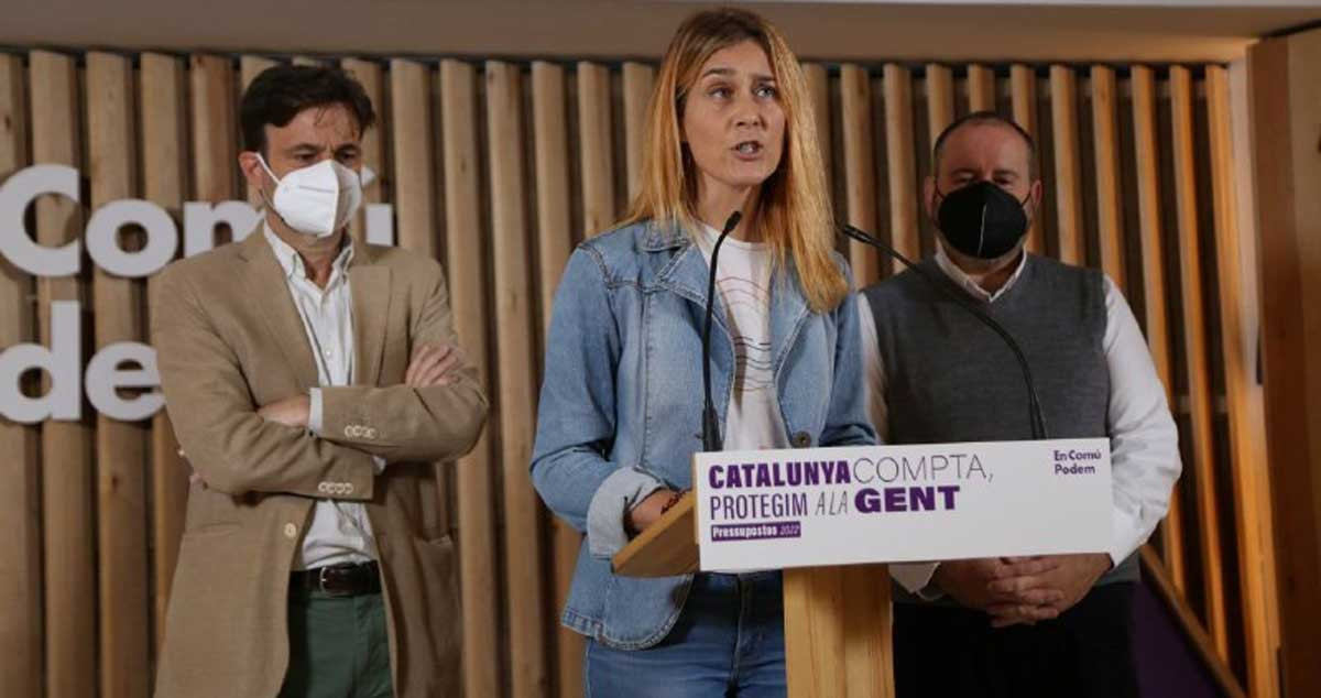 La líder de los comuns en el Parlament, Jéssica Albiach, junto al del Congreso, Jaume Asens, y el diputado Joan Mena / EN COMÚ PODEM