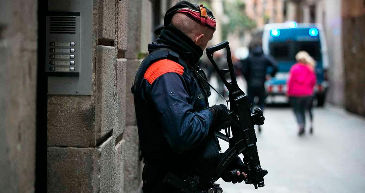 Un efectivo del Área Regional de Recursos Operativos (Arro) de los Mossos, como los que intervinieron el pasado miércoles en una batalla campal en Reus / EP