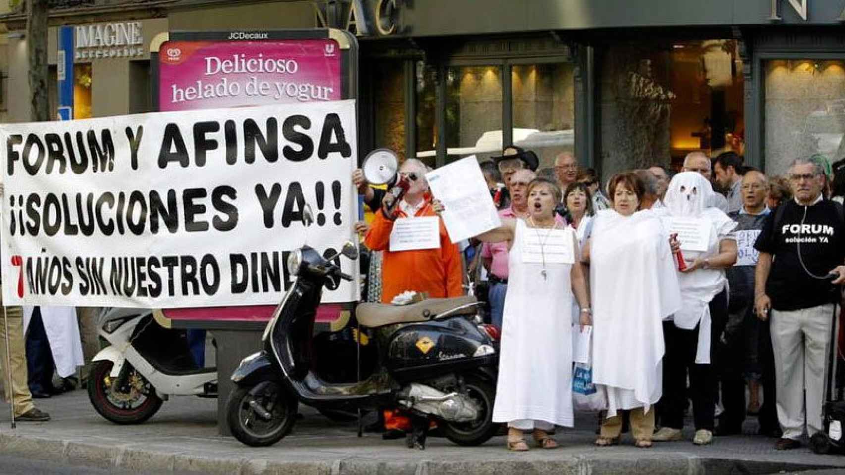 Afectados por la estafa de Afinsa en una manifestación / CG