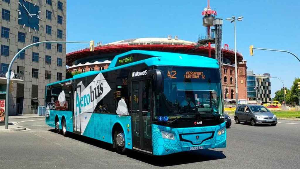 El nuevo Aerobús de Barcelona, operado ahora por la gallega Monbus / Cedida