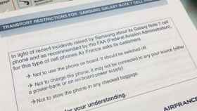 Comunicado repartido por Air France a sus pasajeros en el que les insta a desconectar, no cargar y no facturar el Samsung Galaxy Note 7 / CG