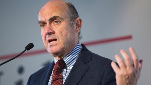 Luis de Guindos, ministro de Economía en funciones, durante su intervención en el Foro Empresarial Lidera Málaga en junio.