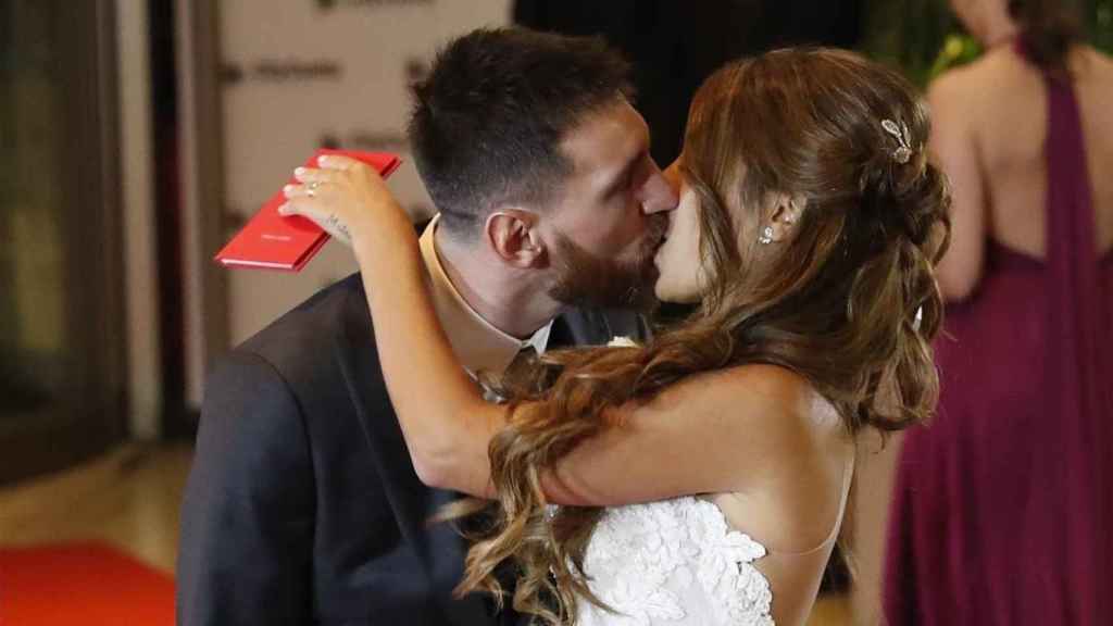 Antonella Roccuzzo y Leo Messi el día de su boda