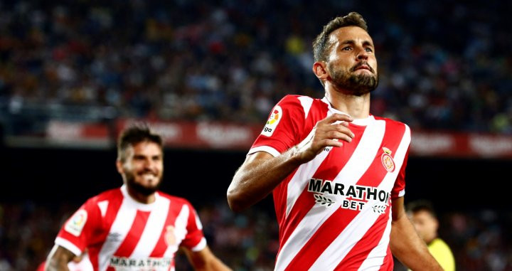 Stuani celebra su gol en el Camp Nou / EFE