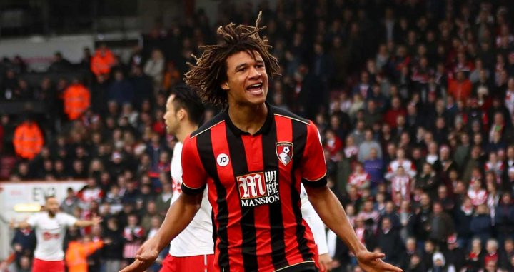 Nathan Aké celebrando un gol con el Bournemouth / Redes