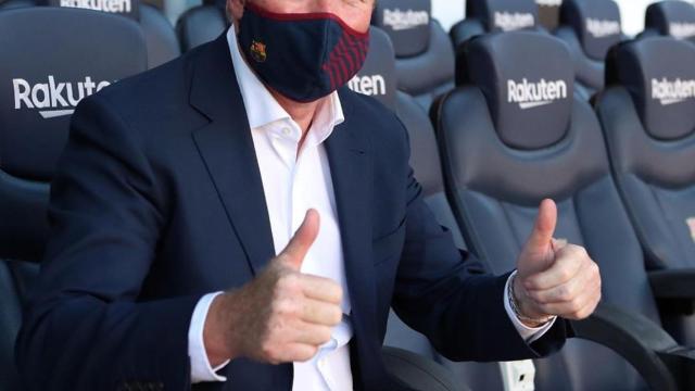 Koeman: en el banquillo del Barça