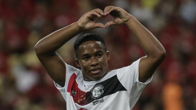 Endrick, celebrando un gol en un amistoso organizado por Zico / EFE