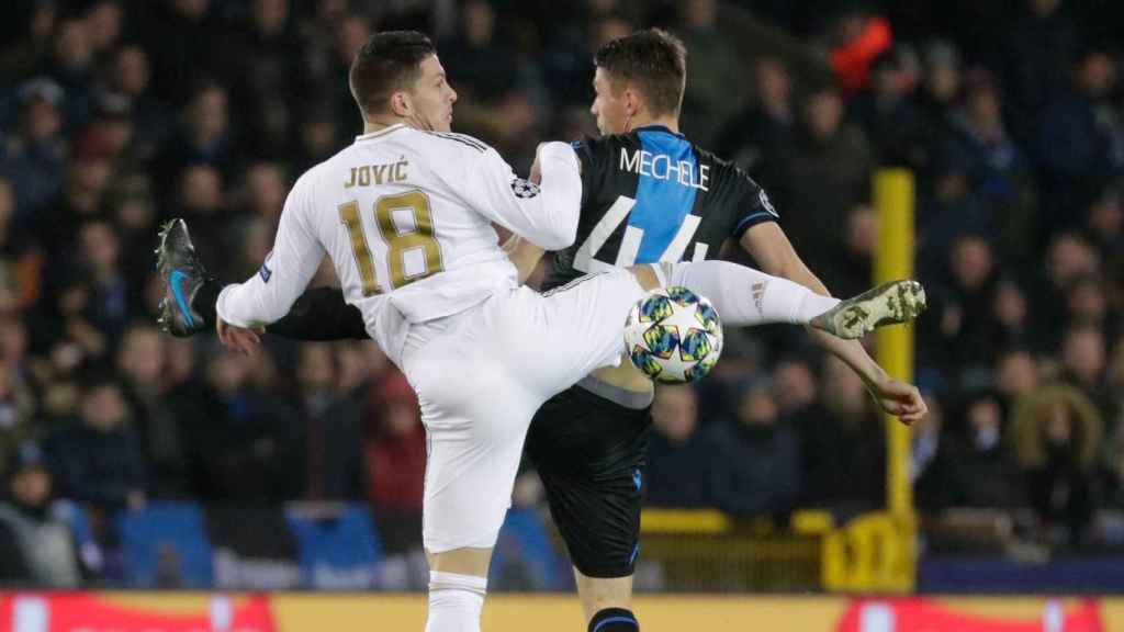 Jovic en una acción contra el Brujas/ EFE