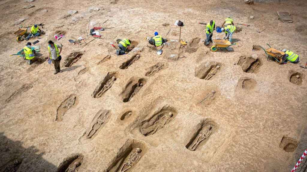 Necrópolis encontrada cerca de Grañón (La Rioja) / EFE