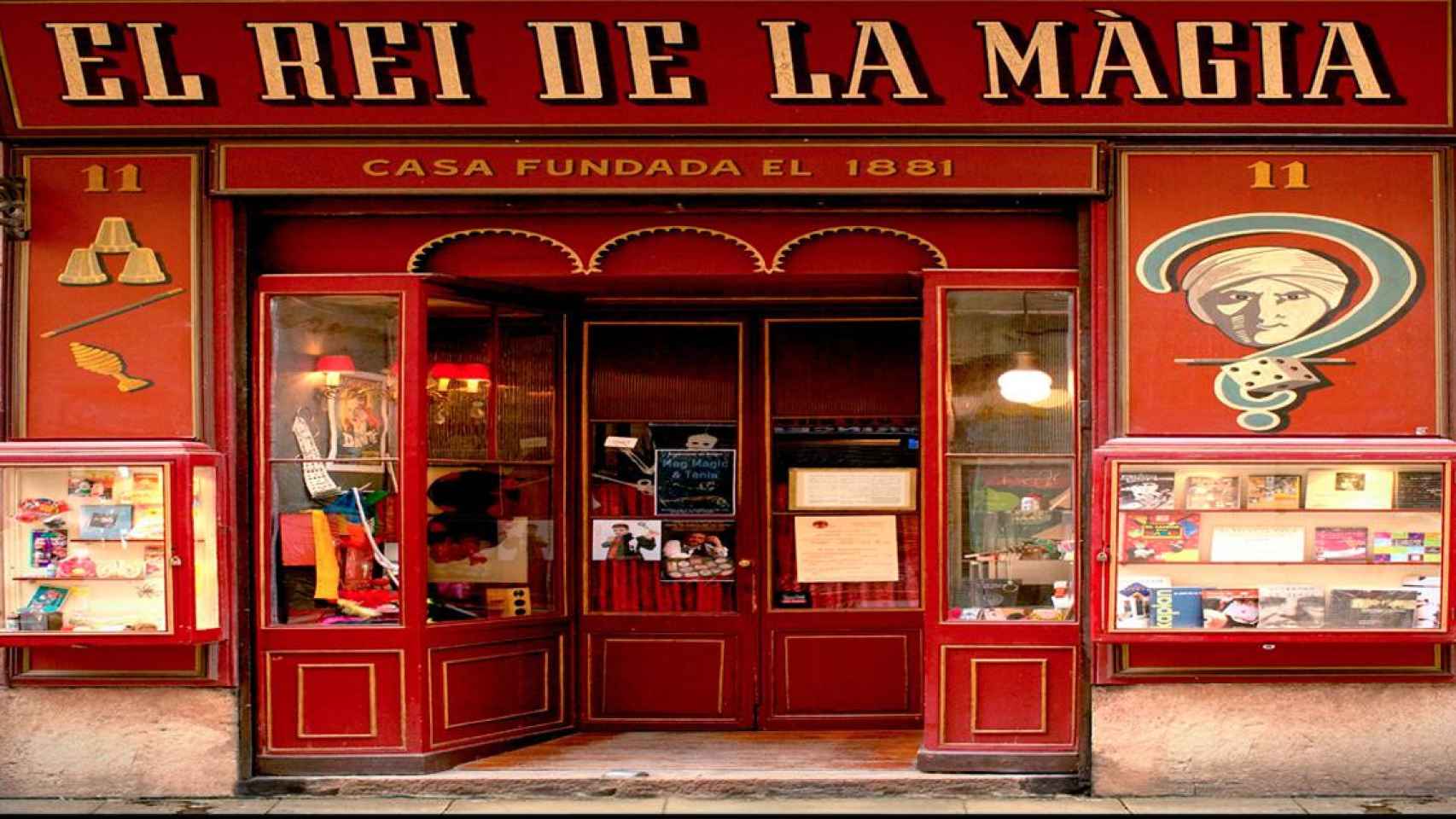 Fachada de la emblemática tienda 'El Rei de la Màgia' / ELREIDELAMÀGIA