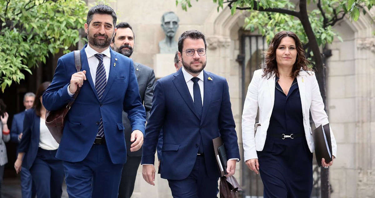 Jordi Puigneró (JxCat), Roger Torrent, Pere Aragonès y Laura Vilagrà (ERC), algunos de los que acudirán a la mesa de diálogo / GENCAT