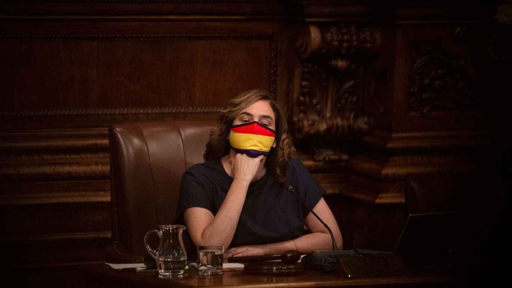 Ada Colau, alcaldesa de Barcelona, durante el pleno municipal de julio / EP