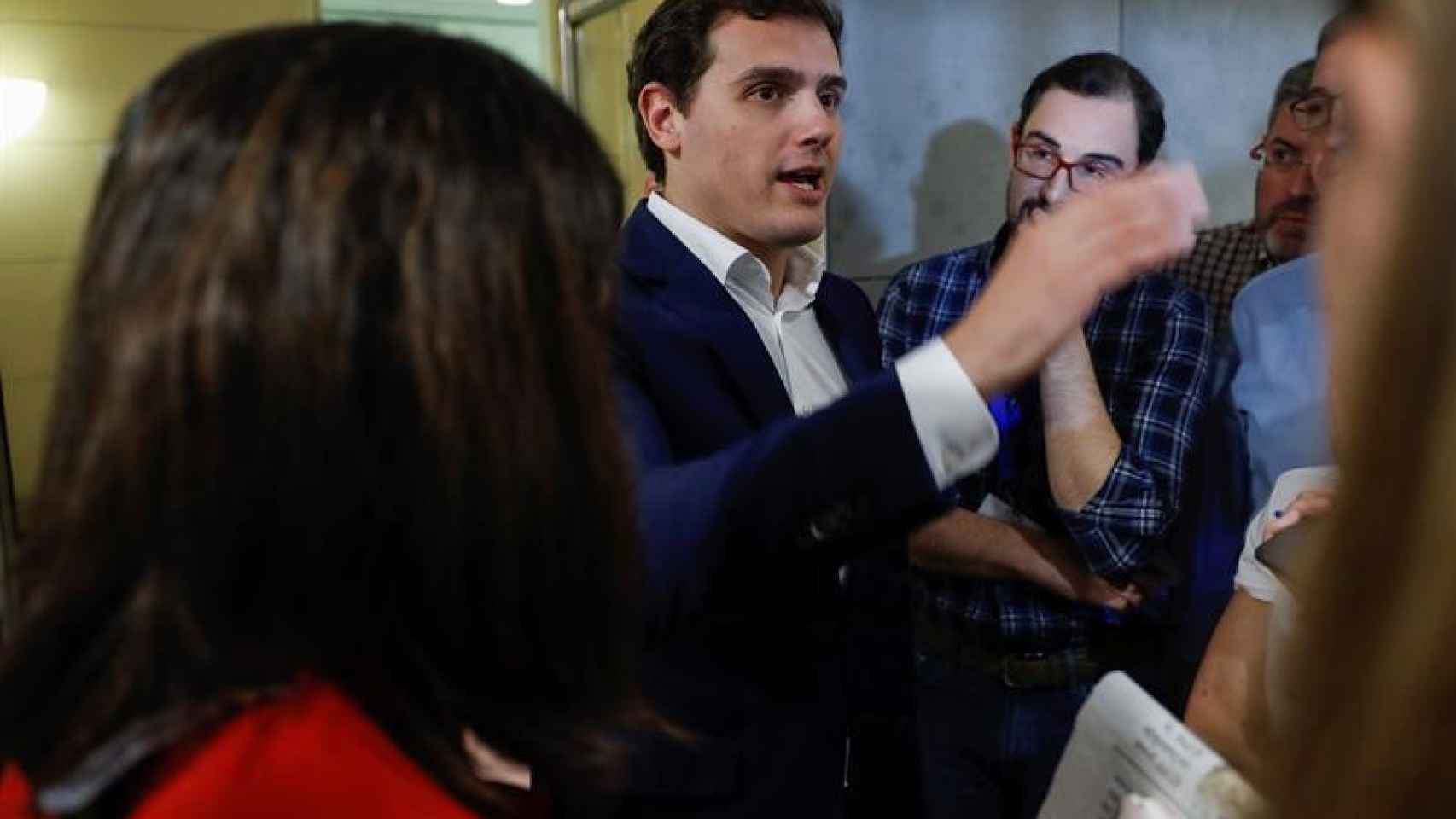 Albert Rivera esta mañana en el Congreso de los Diputados, donde ha dicho que se replantea el apoyo al PP / EFE