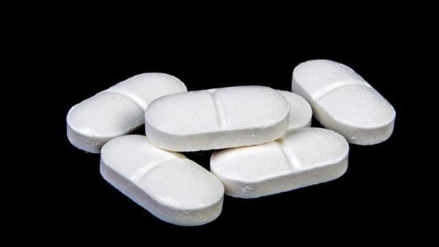 Seis pastillas de paracetamol