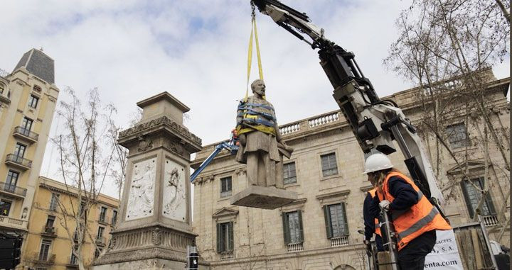 estatua antonio lopez retira colau esclavista negrero